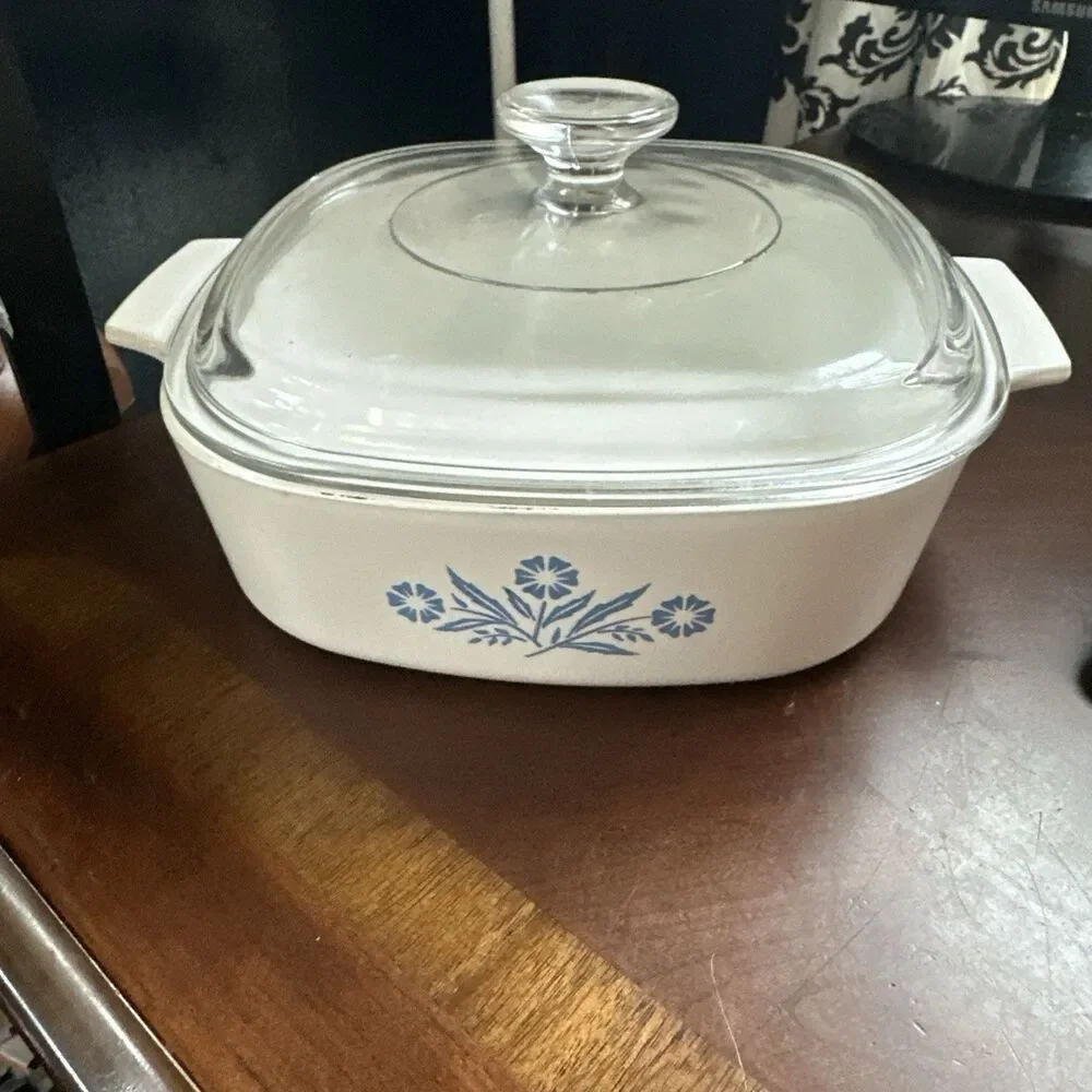 Pyrex vtg 2qt